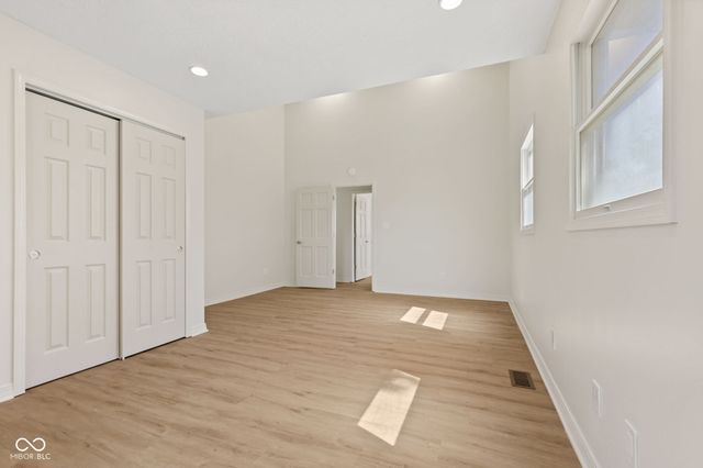 411 Gimber Court, Indianapolis, IN 46225