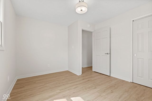 411 Gimber Court, Indianapolis, IN 46225