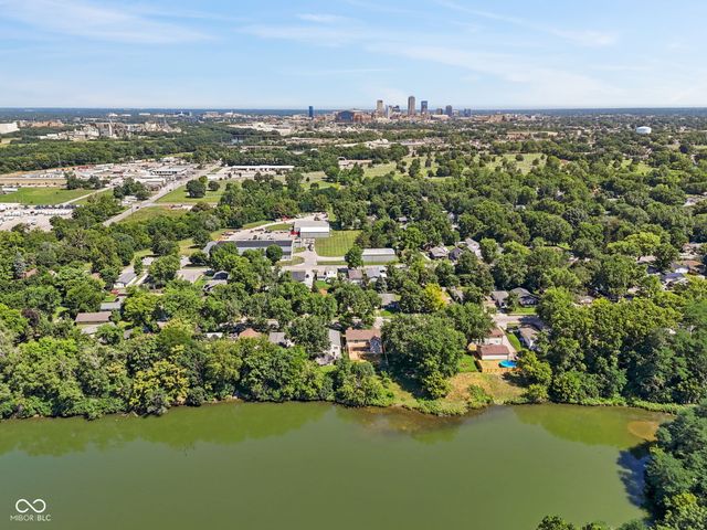 411 Gimber Court, Indianapolis, IN 46225
