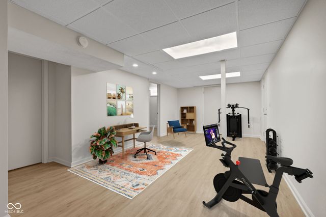 411 Gimber Court, Indianapolis, IN 46225