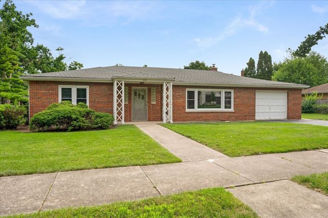 429 S Stratford Avenue, Elmhurst, IL 60126