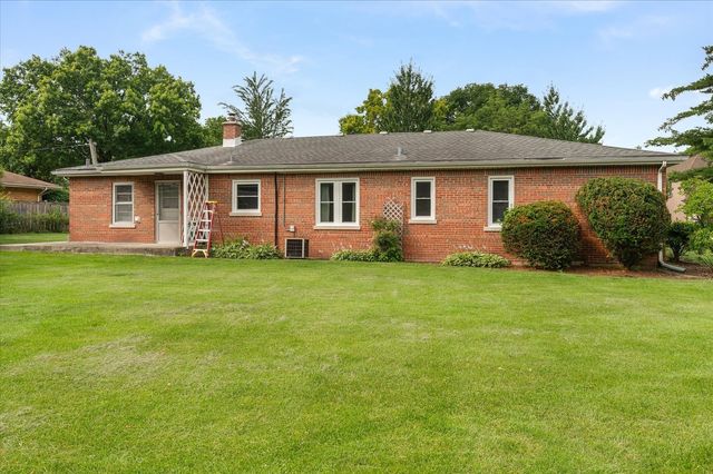 429 S Stratford Avenue, Elmhurst, IL 60126