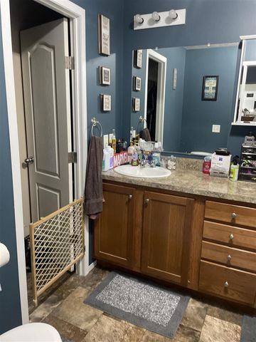 570 S Sunshine Lane, Muskegon, MI 49442