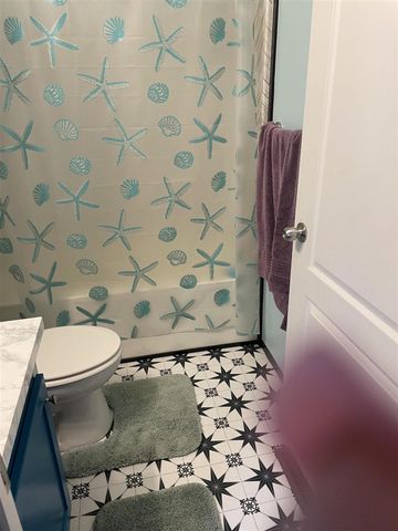 570 S Sunshine Lane, Muskegon, MI 49442