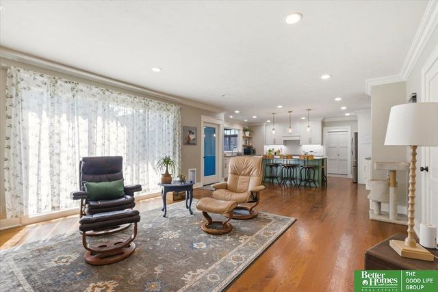 1423 S 218th Street, Elkhorn, NE 68022