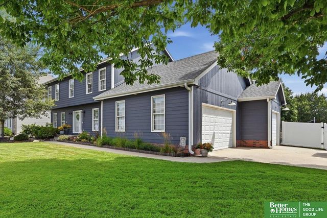 1423 S 218th Street, Elkhorn, NE 68022