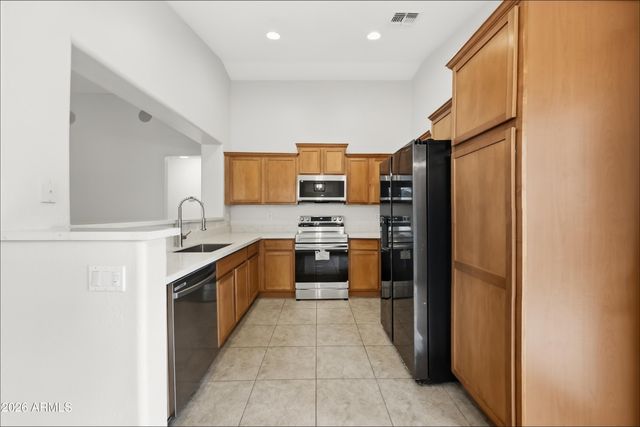 3806 E Morenci Road, San Tan Valley, AZ 85143