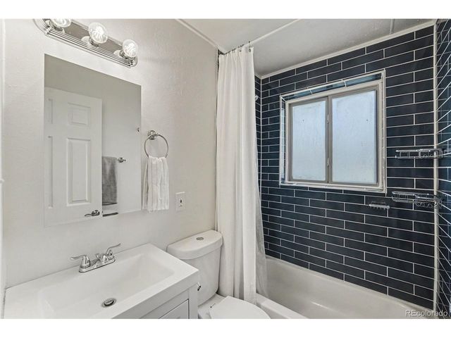 2290 W Center Ave, Denver, CO 80223