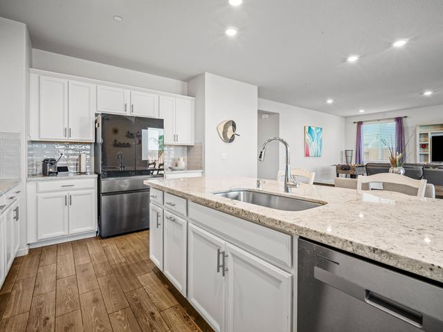 3017 Alderwood Pl, Roseville, CA 95747