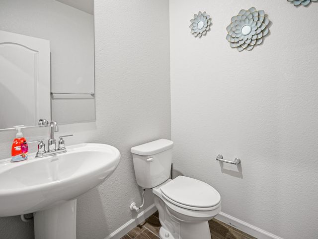 3017 Alderwood Pl, Roseville, CA 95747