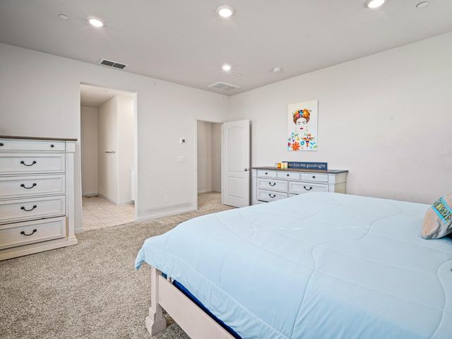 3017 Alderwood Pl, Roseville, CA 95747