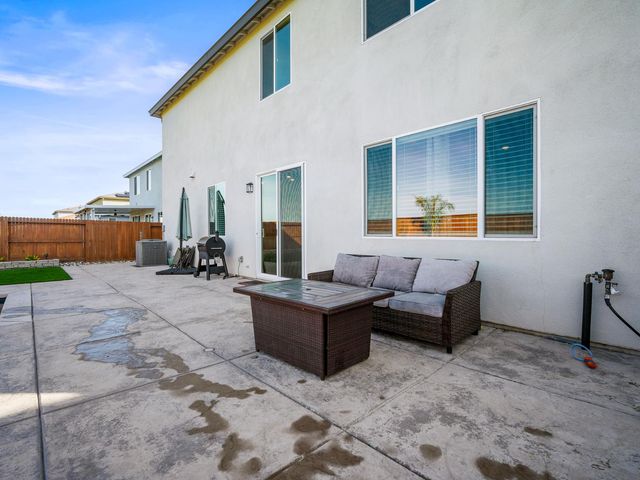 3017 Alderwood Pl, Roseville, CA 95747