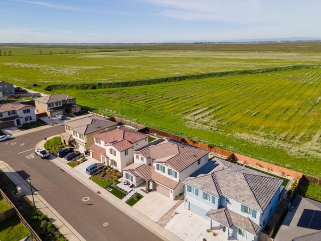 3017 Alderwood Pl, Roseville, CA 95747