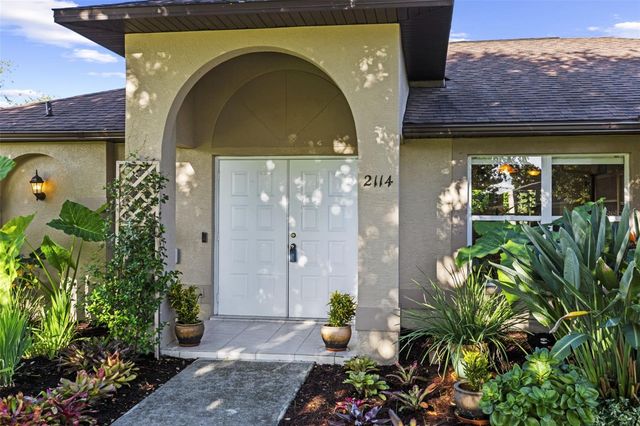 2114 SE 8TH PLACE, Cape Coral, FL 33990