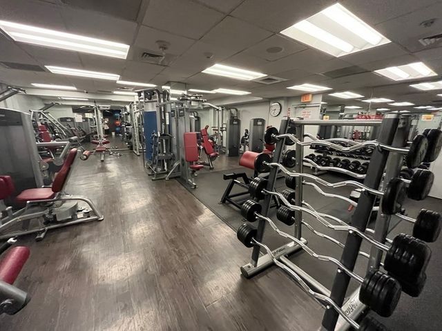 77 Pond Ave 509, Brookline, MA 02445