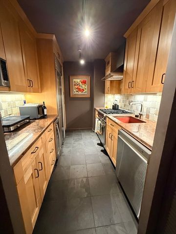 77 Pond Ave 509, Brookline, MA 02445