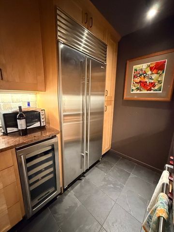 77 Pond Ave 509, Brookline, MA 02445