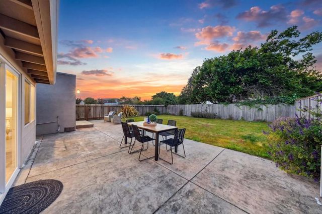 339 Greenway Drive, Pacifica, CA 94044