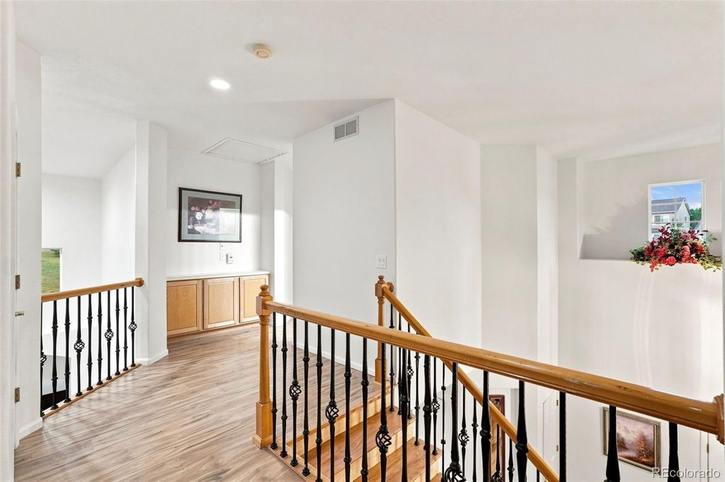 Image 28 of property listing at 10574 Jaguar Point, Lone Tree, CO 80124