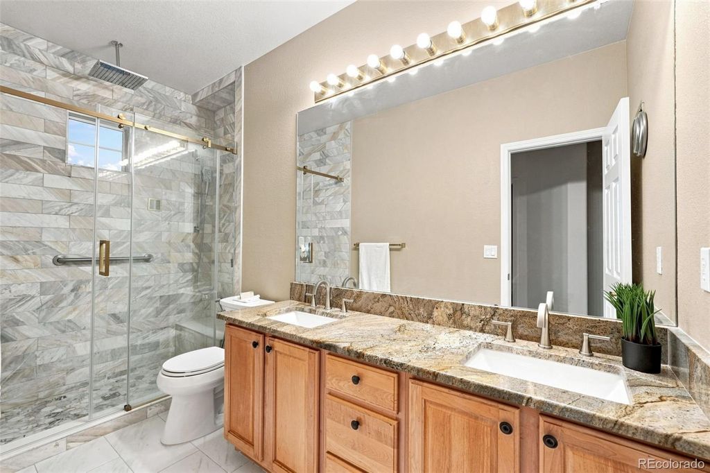 Image 33 of property listing at 10574 Jaguar Point, Lone Tree, CO 80124