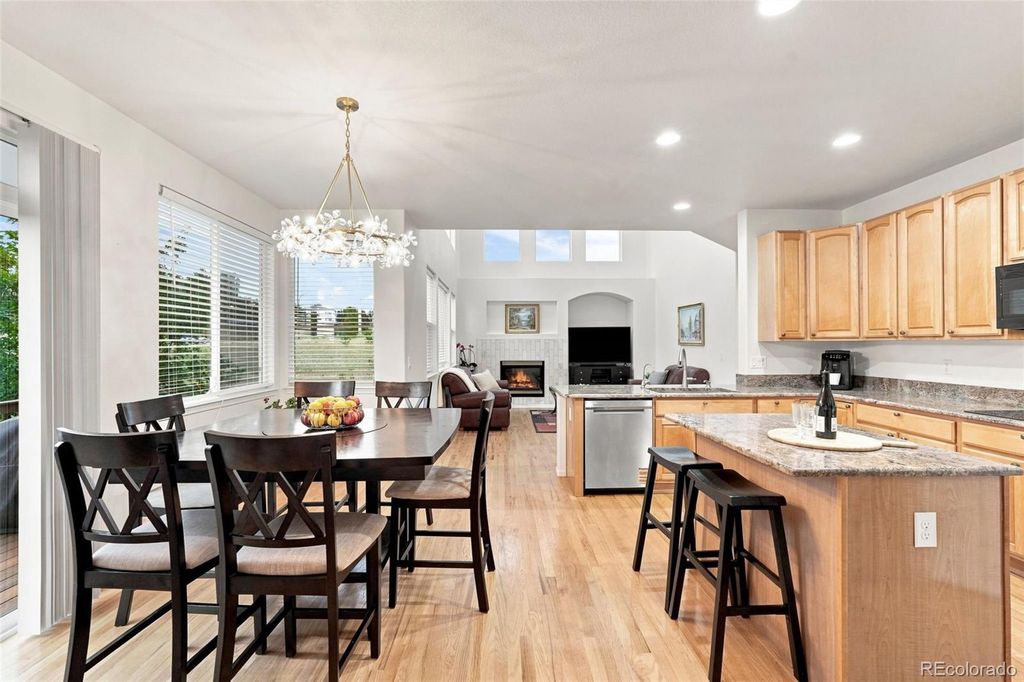 Image 9 of property listing at 10574 Jaguar Point, Lone Tree, CO 80124