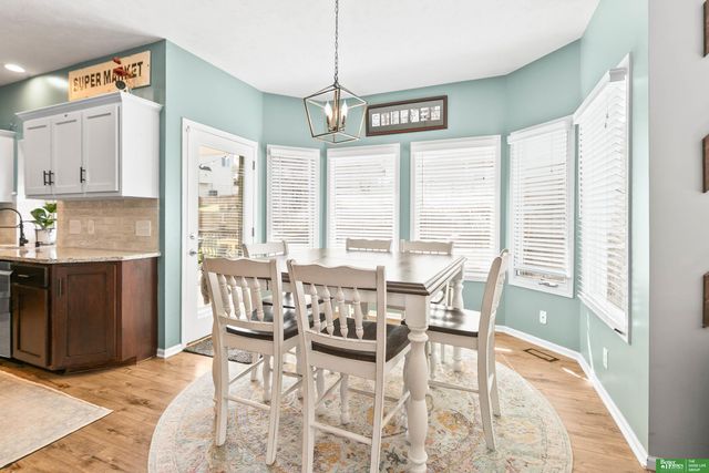 16043 Spaulding Circle, Omaha, NE 68116