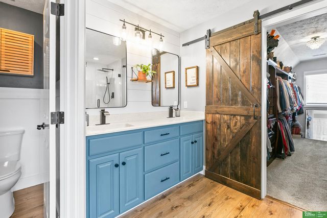 16043 Spaulding Circle, Omaha, NE 68116