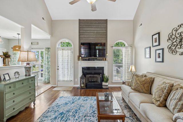 3991 Kristen St, Spring Hill, TN 37174