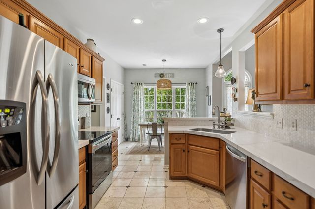3991 Kristen St, Spring Hill, TN 37174