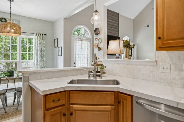 3991 Kristen St, Spring Hill, TN 37174