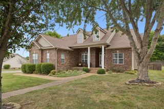 3991 Kristen St, Spring Hill, TN 37174