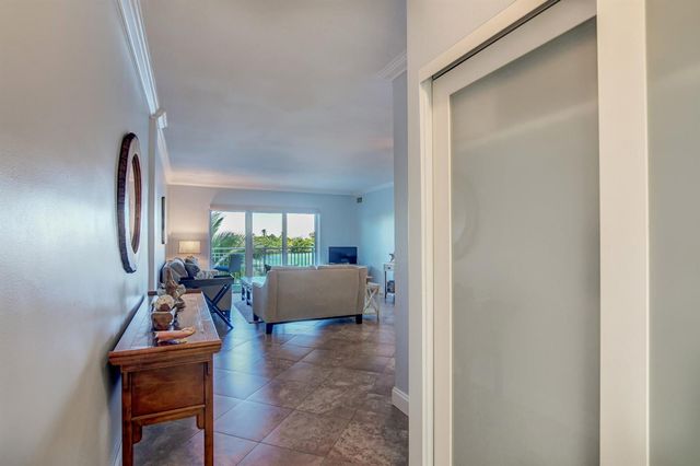 6520 N Ocean Boulevard 24, Ocean Ridge, FL 33435