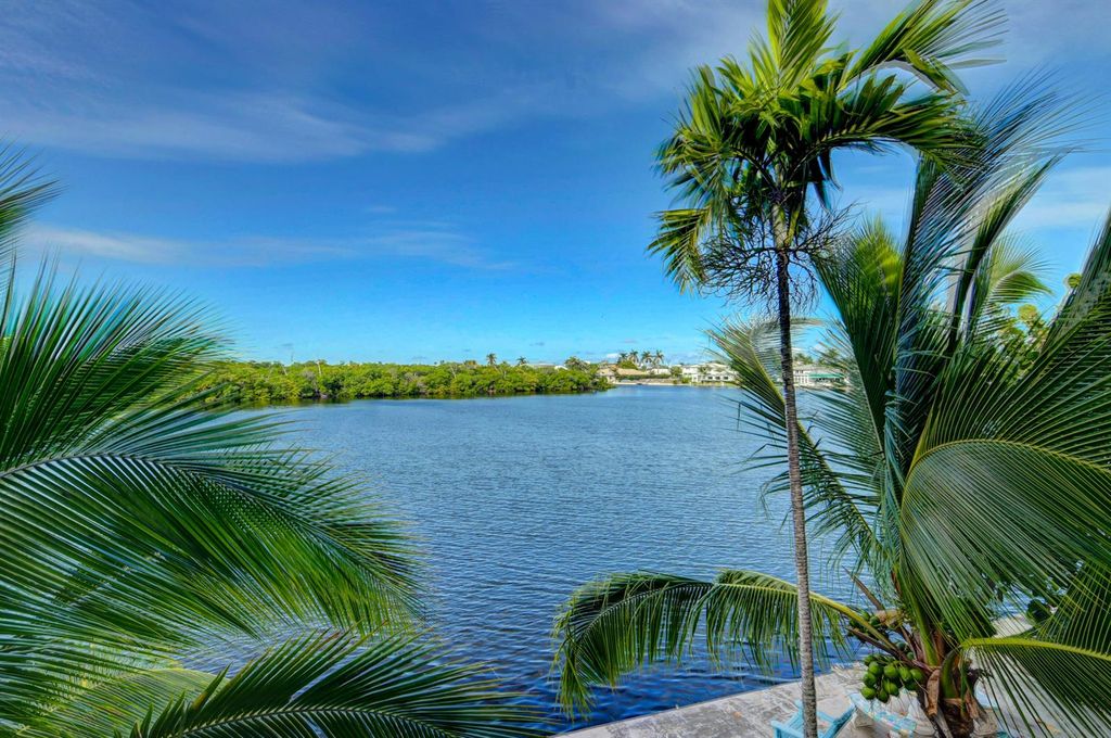 6520 N Ocean Boulevard 24, Ocean Ridge, FL 33435