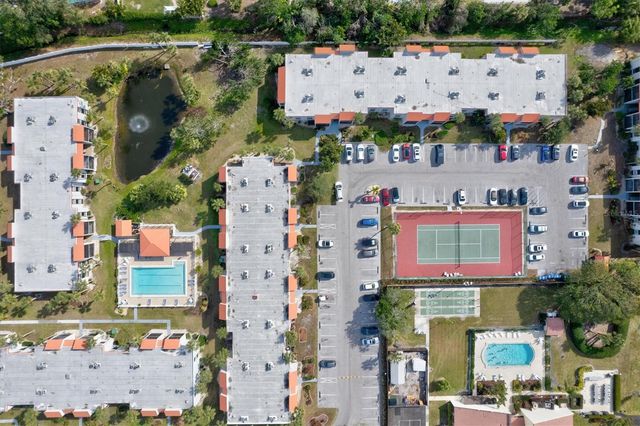 3275 BENEVA ROAD 104, Sarasota, FL 34232