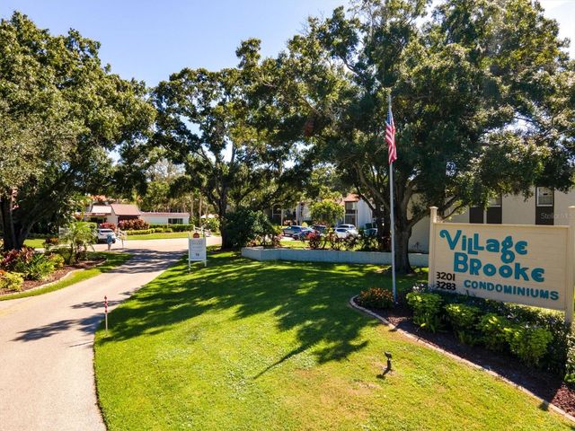 3275 BENEVA ROAD 104, Sarasota, FL 34232