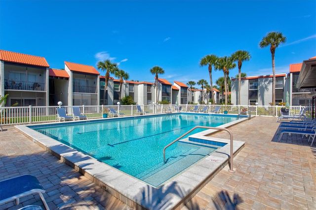 3275 BENEVA ROAD 104, Sarasota, FL 34232