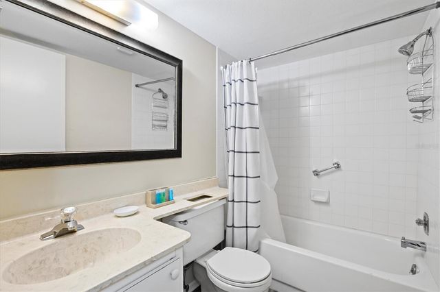 3275 BENEVA ROAD 104, Sarasota, FL 34232