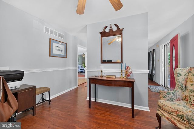 114 LAURA LN, Royersford, PA 19468