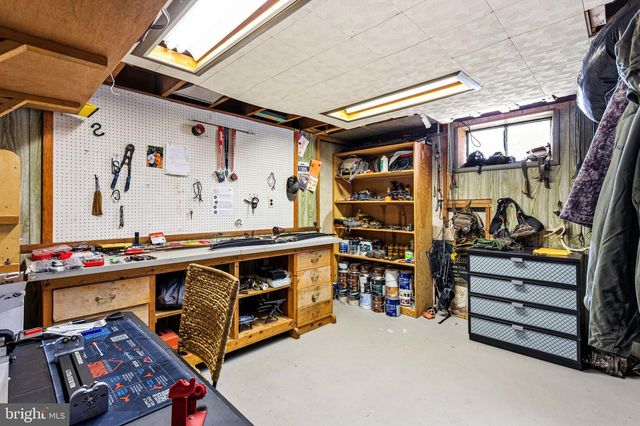 2245 MARTIN, Morton, PA 19070