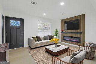 8878 Burnham Way, Jonesboro, GA 30238