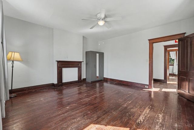 2200 W Clifton Avenue, Cincinnati, OH 45219