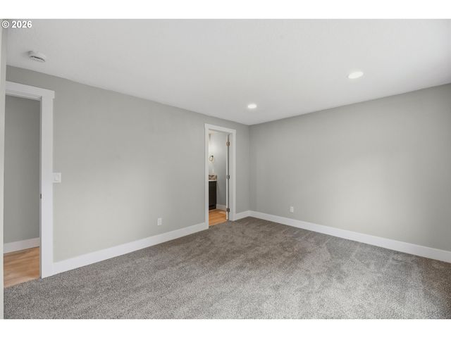 618 BALLAD Way, Forest Grove, OR 97116