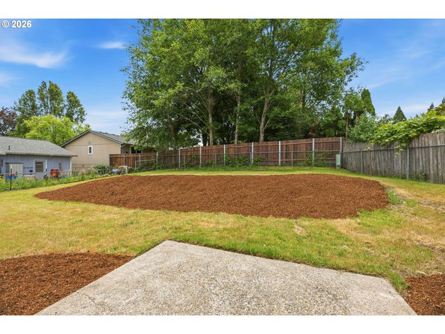 618 BALLAD Way, Forest Grove, OR 97116
