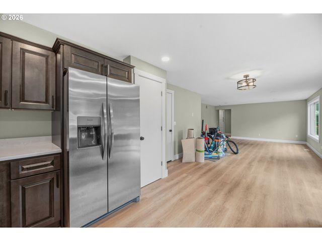 618 BALLAD Way, Forest Grove, OR 97116