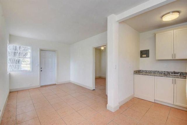3000 Broadway 3, West Palm Beach, FL 33407
