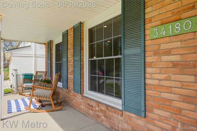 34180 Schulte Drive, Farmington, MI 48335