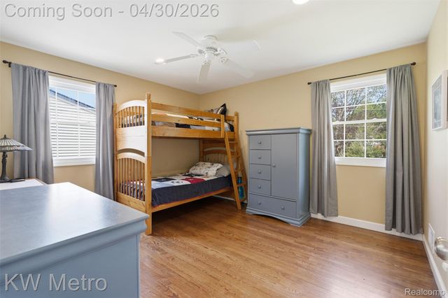34180 Schulte Drive, Farmington, MI 48335