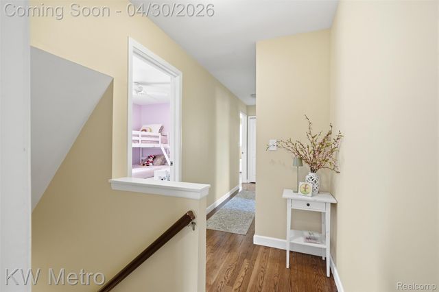 34180 Schulte Drive, Farmington, MI 48335