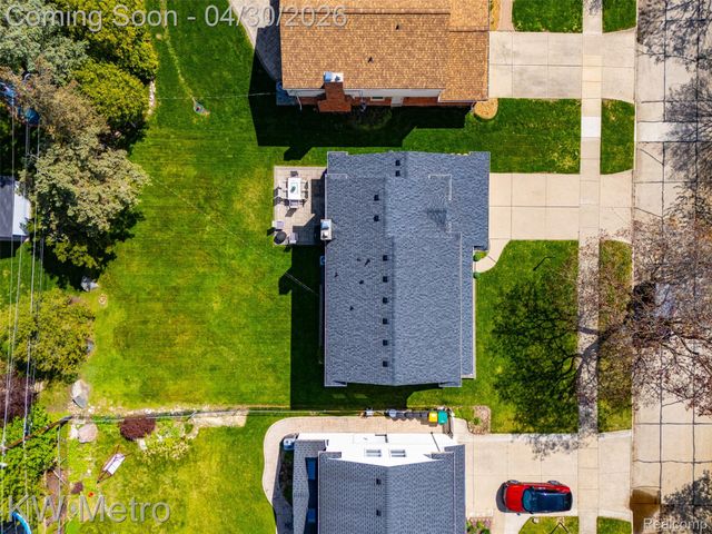 34180 Schulte Drive, Farmington, MI 48335