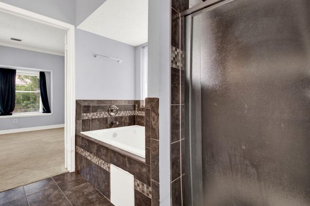 5719 W Vistaglen Loop, Houston, TX 77084